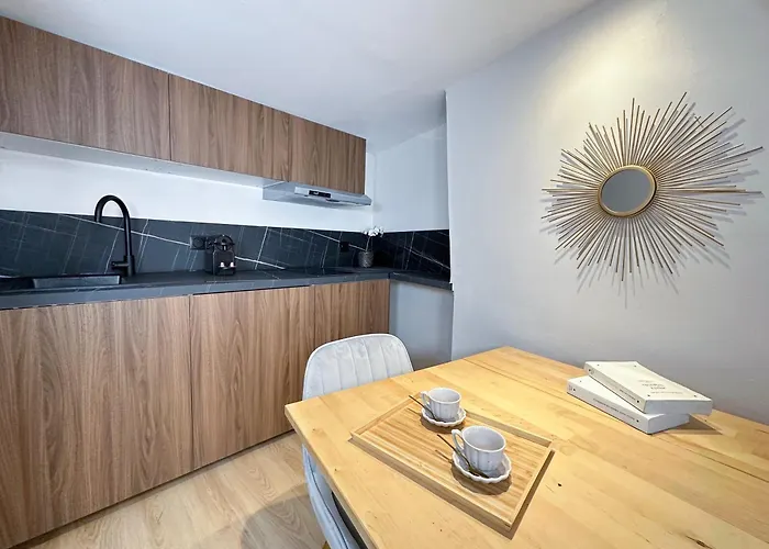 Stylish Duplex In Front Of Buttes-chaumont Appartement