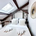 דירה Stylish Duplex In Front Of Buttes-chaumont פריז