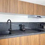 Stylish Duplex In Front Of Buttes-chaumont דירה *
