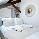 דירה Stylish Duplex In Front Of Buttes-chaumont *